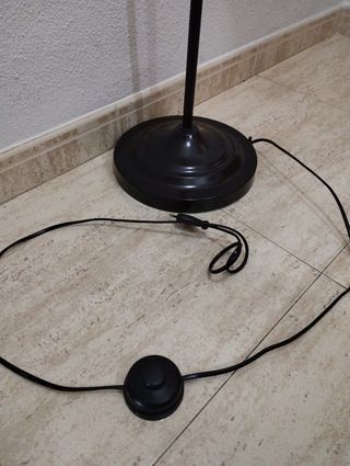 Lampara de pie