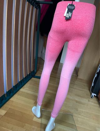 Legging a estrenar Stradivarius coleccion deporte