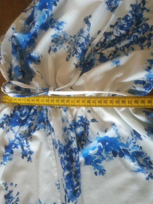Vestito casual a fiori bianco-blue 10% descuento