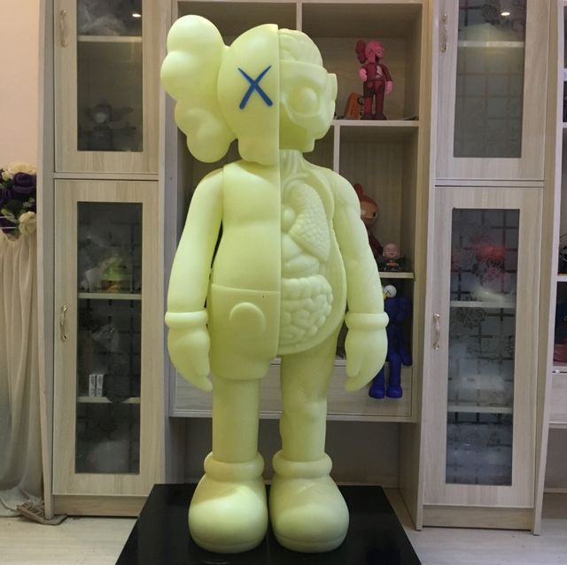 Figuras KAWS Tamaño real