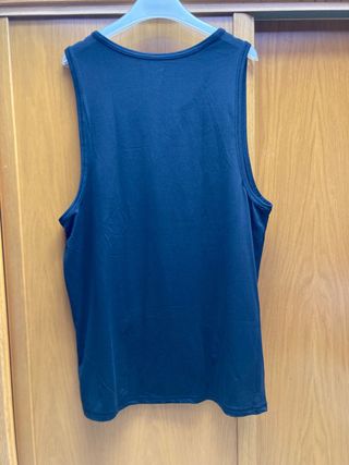 Camiseta tirantes orgullo. Perfil solidario