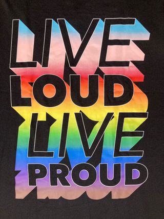 Camiseta tirantes orgullo. Perfil solidario