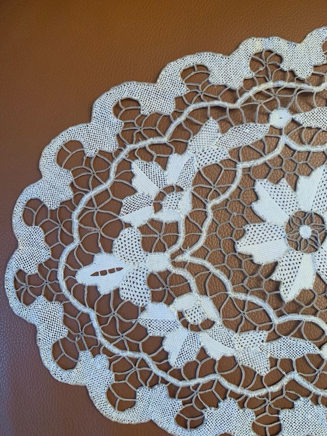 🌸 centrino tombolo antico