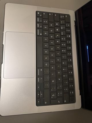 Apple MacBook Pro 14 M1 Pro 16GB RAM 1TB SSD