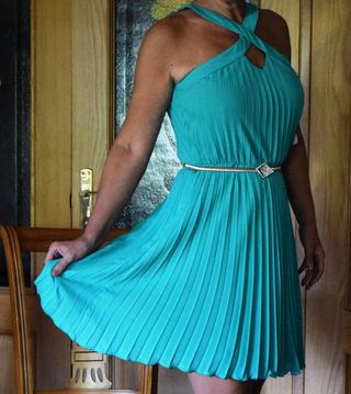Vestido Turquesa etiquetado comuniones y eventos