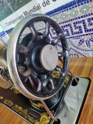 Maquina de coser singer