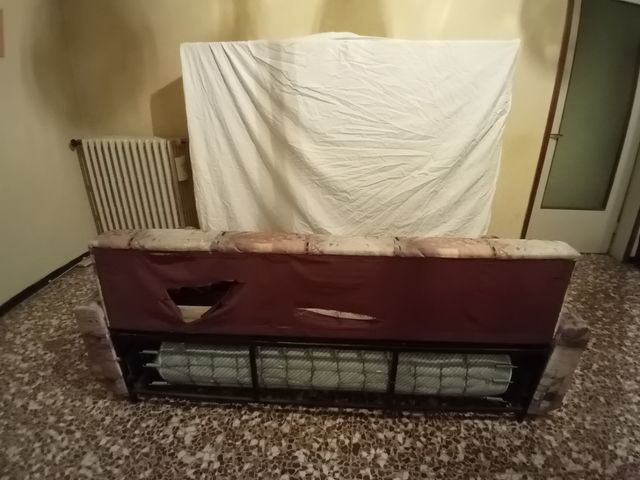 Divano letto trattabile