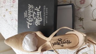 Zapatos tacon beig piel