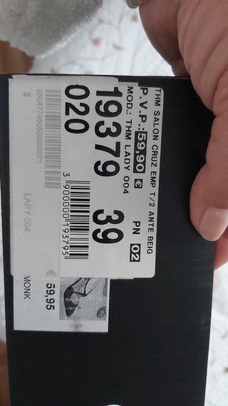 Zapatos tacon beig piel
