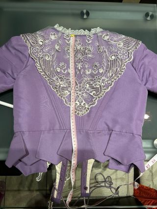 Traje de fallera color malva