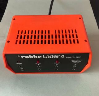 Caricabatterie modellismo vintage Robbe Lader 4