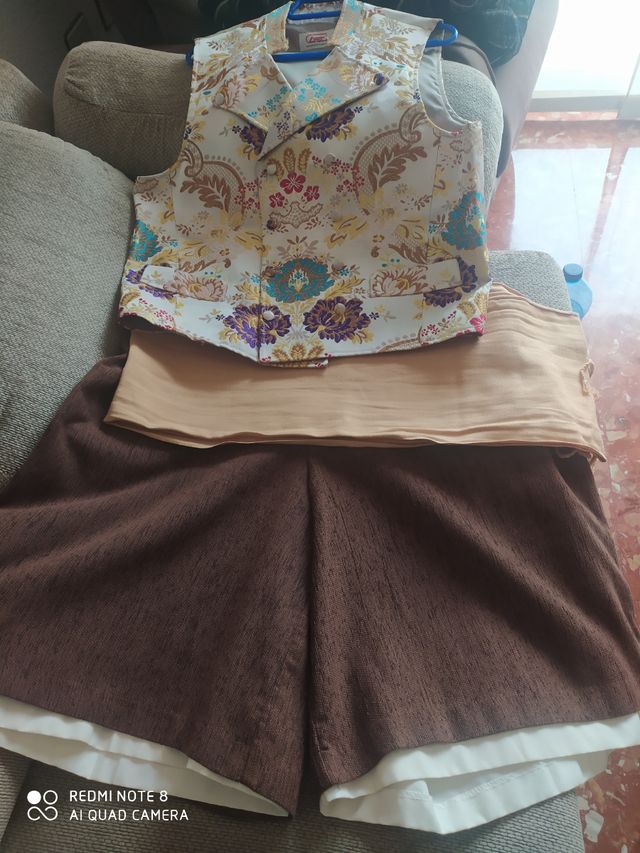 Traje saraguei t.42/44