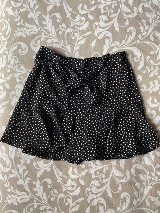 Falda pantalón Stradivarius talla M topos