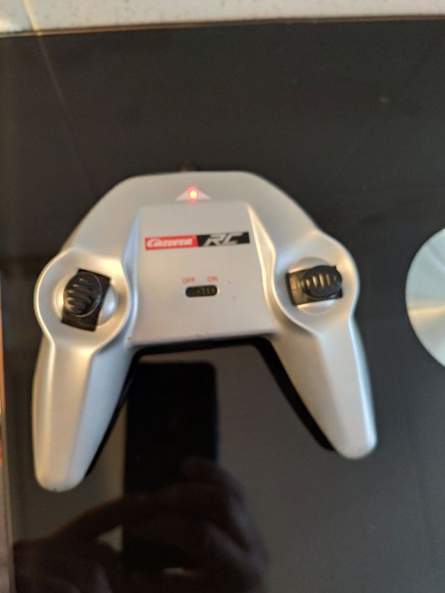 Carros de controlo de rádio