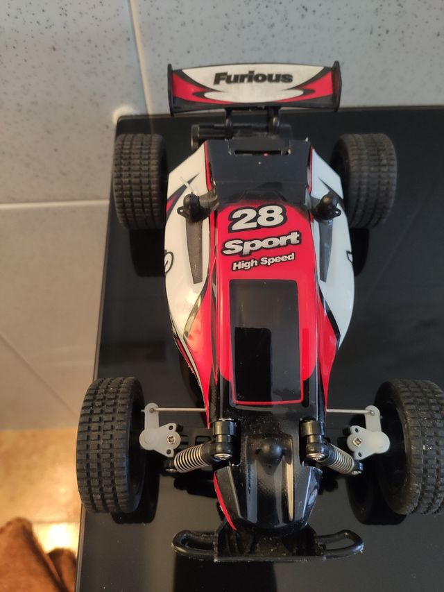 Carros de controlo de rádio