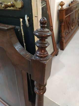 Antiguo cabecero cabezal cama madera tallada