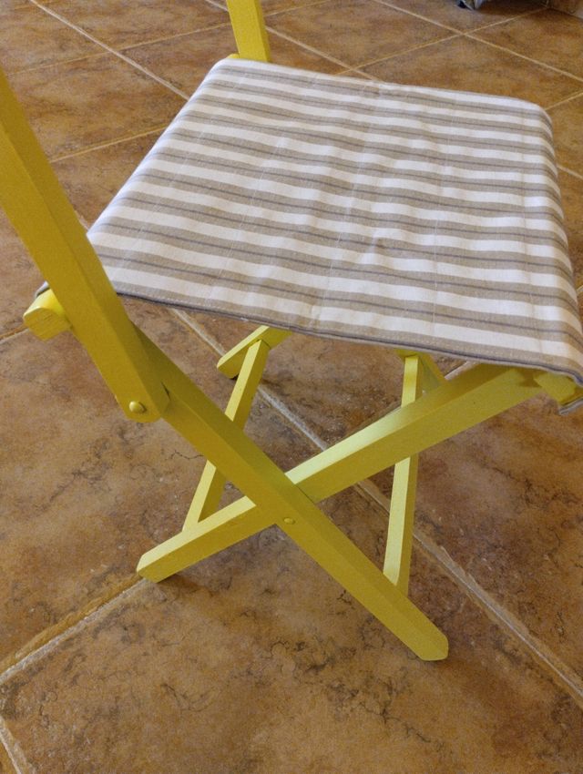 Sillas de madera plegables