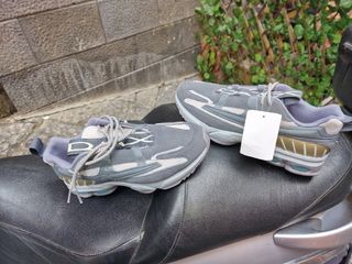 Reebok LTD dmx 6 run