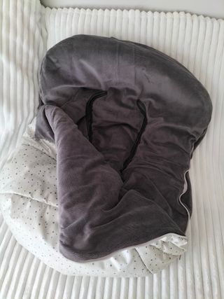 Saco universal para grupo 0 de Uzturre 