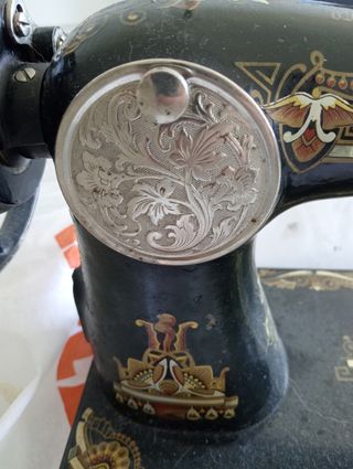 Maquina de coser singer