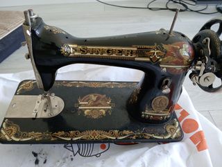 Maquina de coser singer