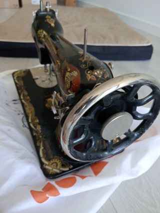 Maquina de coser singer
