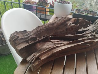 Madera para acuario.