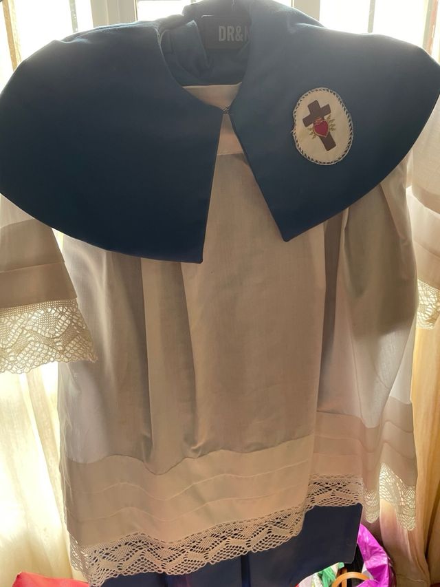 vesrtidura de la hiniesta tunica