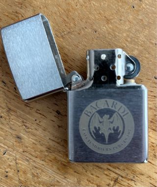Zippo customizado mate