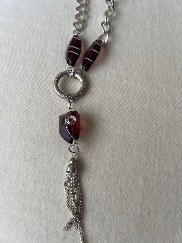 collar color plata y morado