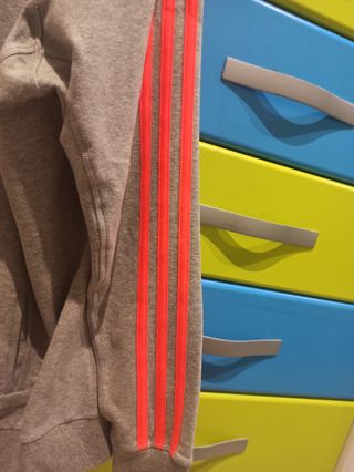 Chaqueta adidas
