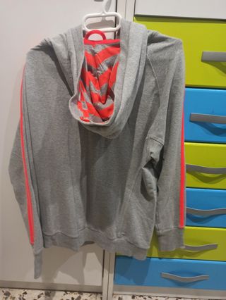 Chaqueta adidas