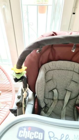 Urge! Trona y hamaca bebé 2 en 1 Chicco