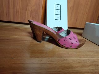 Zuecos madera Misako