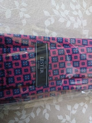 Corbata Lester