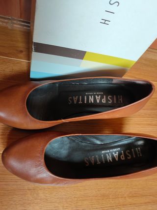Zapatos salón piel Hispanitas 