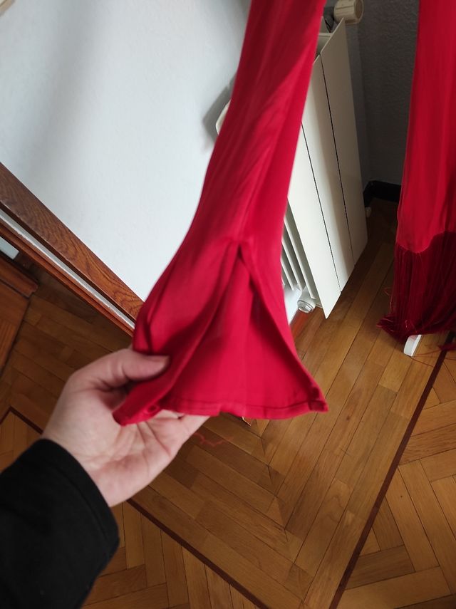 Vestido rojo flejos.Talla M