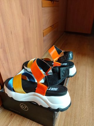 Sandalias SixtySeven