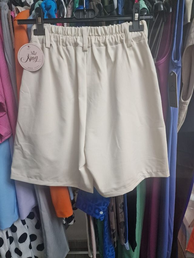 Pantalón corto de mujer