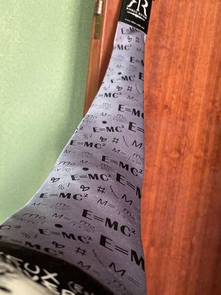 Corbata Albert Einstein E=mc2 NUEVA