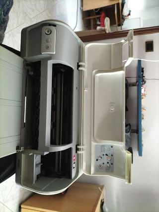 Stampante HP deskjet D2560