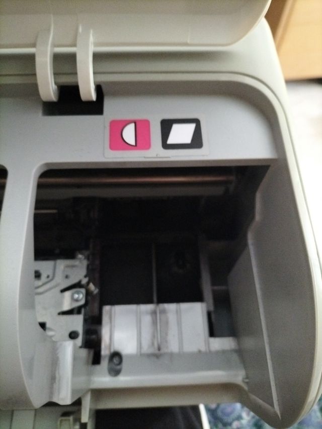 Stampante HP deskjet D2560