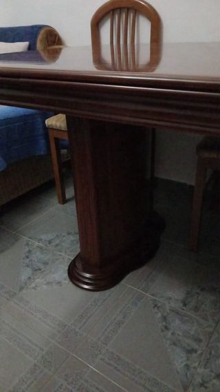 Mesa sapelli extensible. Madera maciza