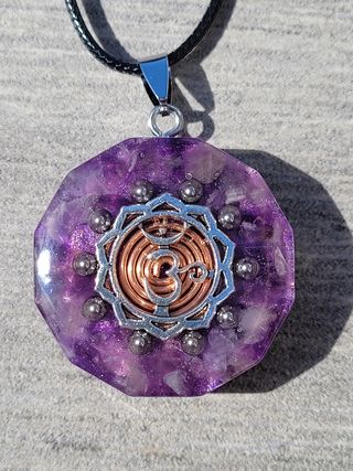 orgonite 7°chakra ametista
