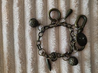 Conjunto de pulsera y pendientes