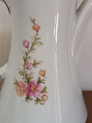 Caffettiera e lattiera romantica