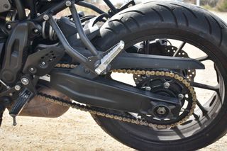 Vendo Moto Yamaha XSR 700.