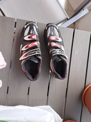 ZAPATILLAS DE CICLISMO B-PRO