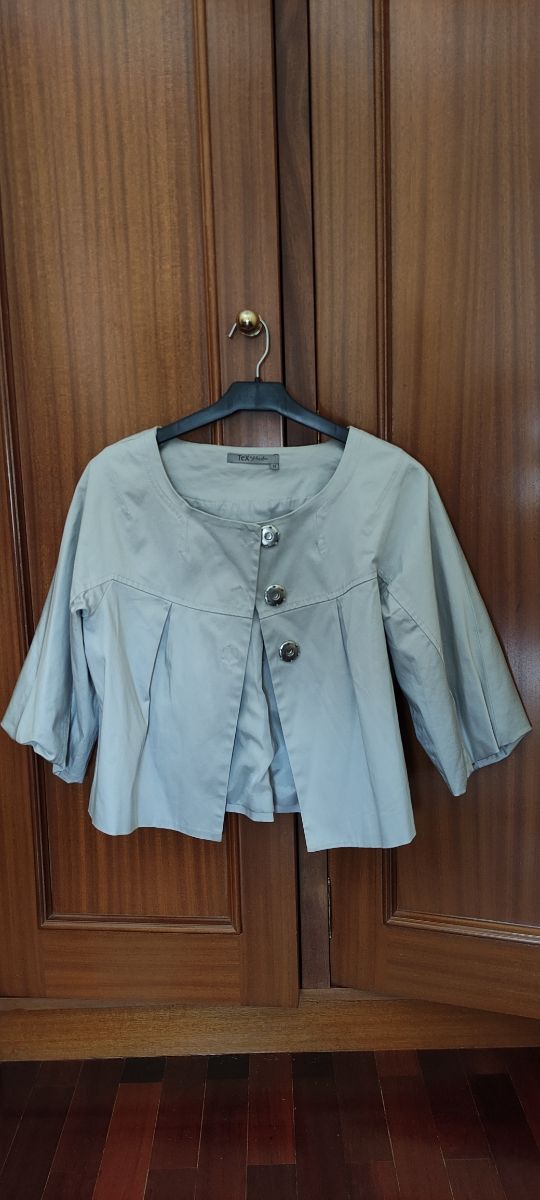 Chaqueta crop. Bolero. Torera. Chaqueta corta.