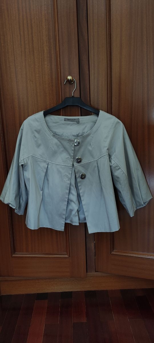 Chaqueta crop. Bolero. Torera. Chaqueta corta.